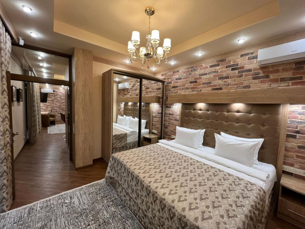 City Stay Апарт-Отель Алматы Buitenkant foto