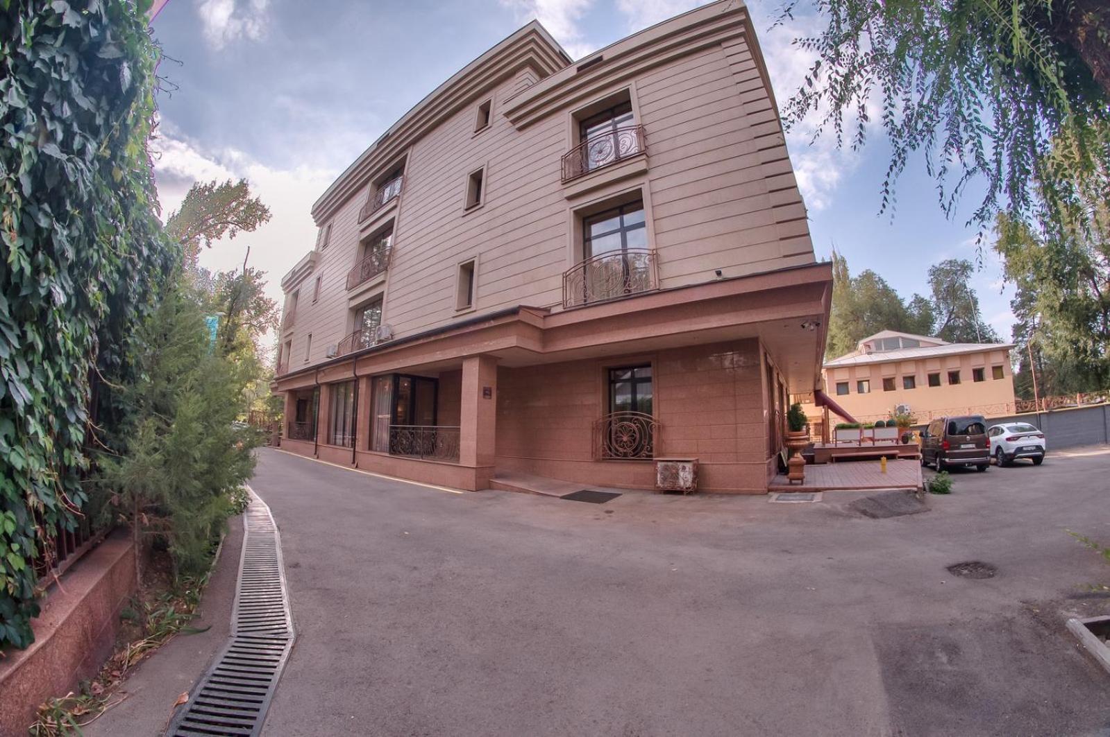 City Stay Апарт-Отель Алматы Buitenkant foto