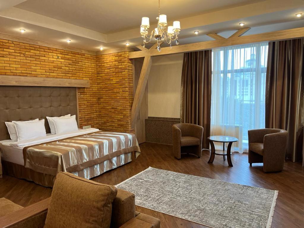 City Stay Апарт-Отель Алматы Buitenkant foto
